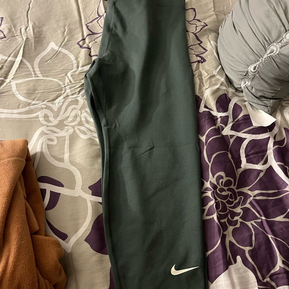 Nike Green Leggings